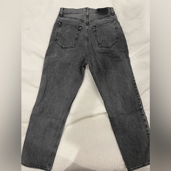 Abercrombie ultra High rise Ankle straight jeans - Picture 3 of 6